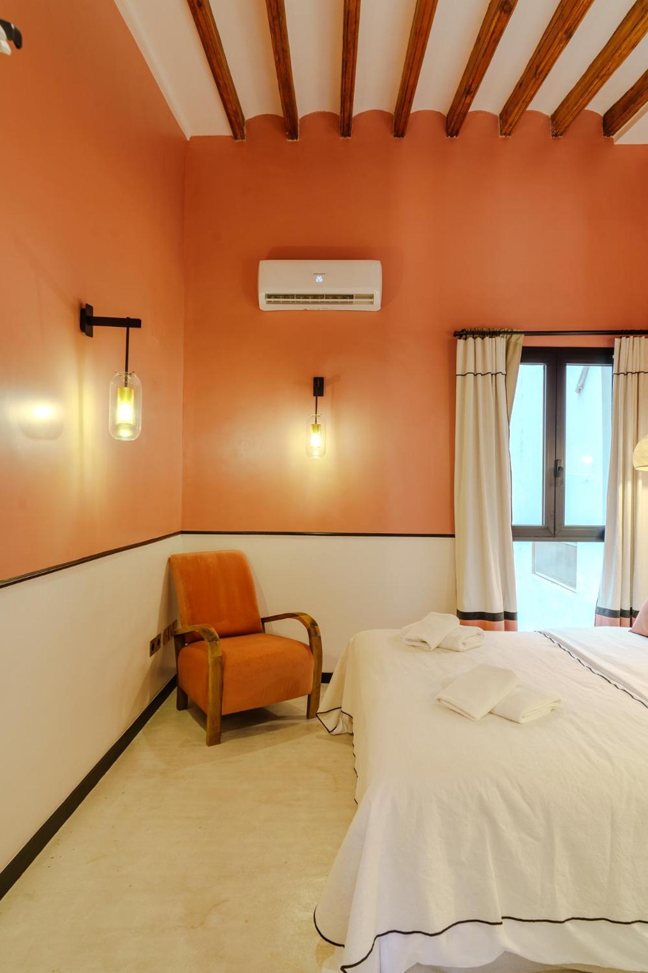 Apartamento With Exceptional Charm In Historic Center Of Alicante